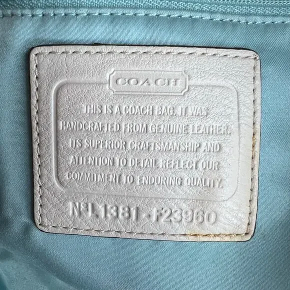 Coach Avery Pebbled Leather Hobo Bag Pearl Cream Ivory F23960 - Picture 8 of 8